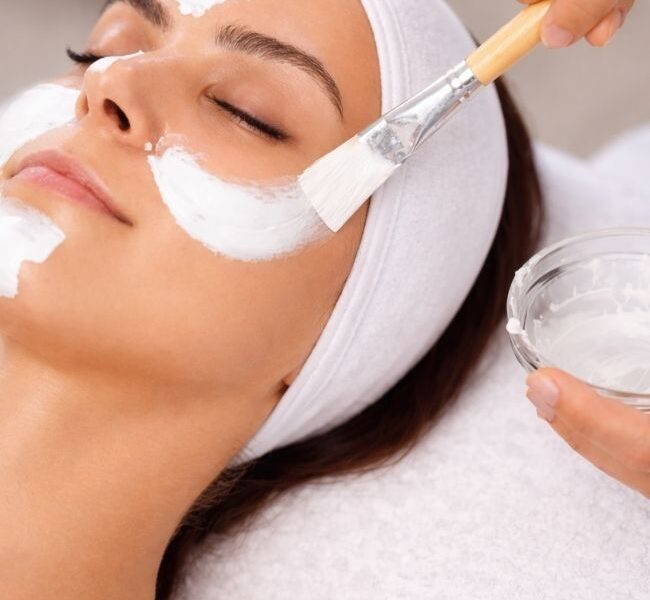 Caja limpieza facial en Casa Mujer + productos