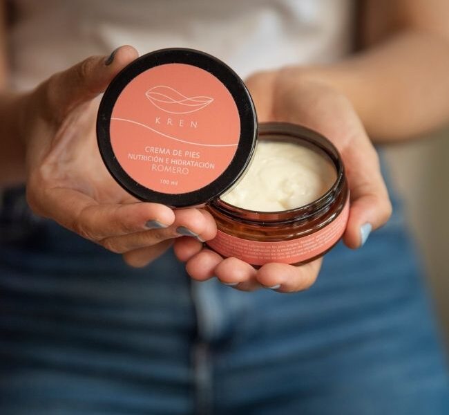 Crema pies nutrición e hidratación